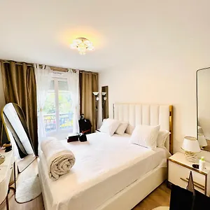 Séjour chez l'habitant Les Residences De Djibril, Le Blanc-Mesnil